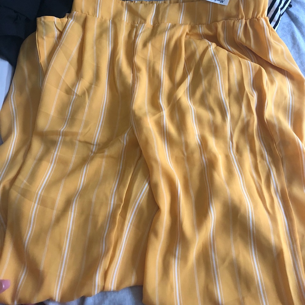 Flowy striped yellow pants